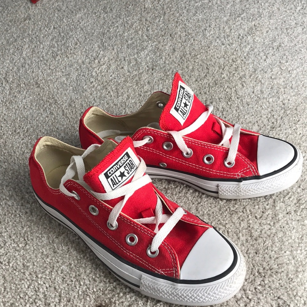 Red converse low tops